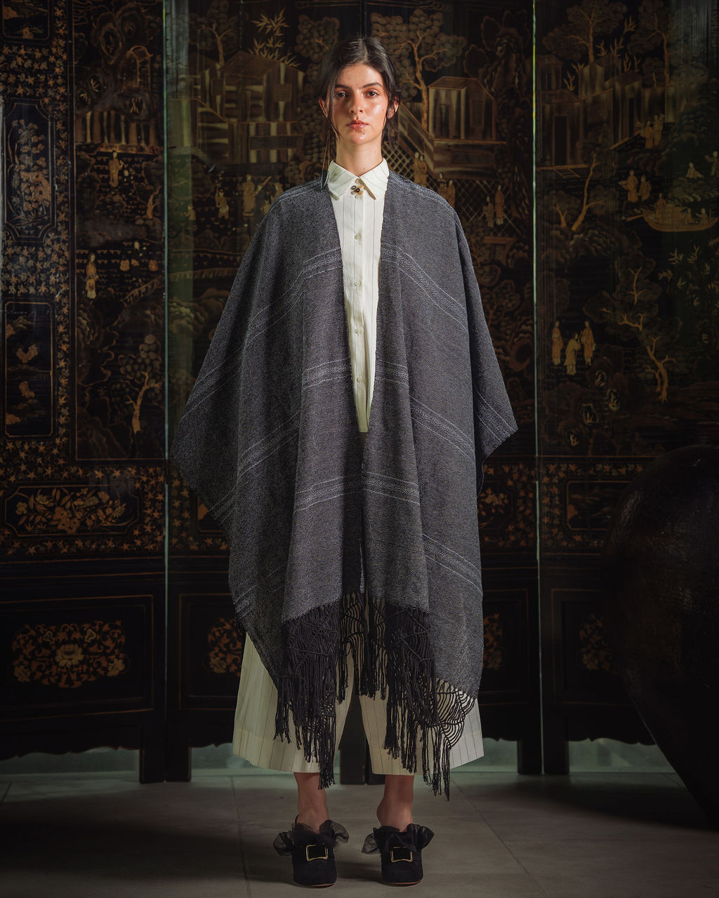 Poncho Kaze - Dark Gray