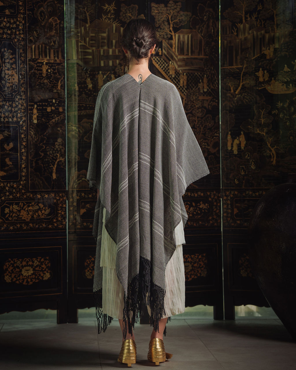 Poncho Kaze - Light Gray