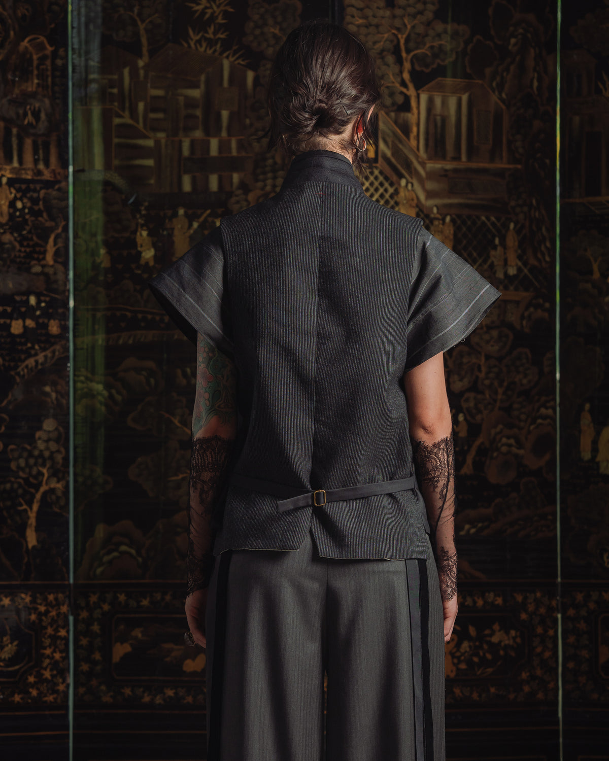 Nietzsche Vest - Black