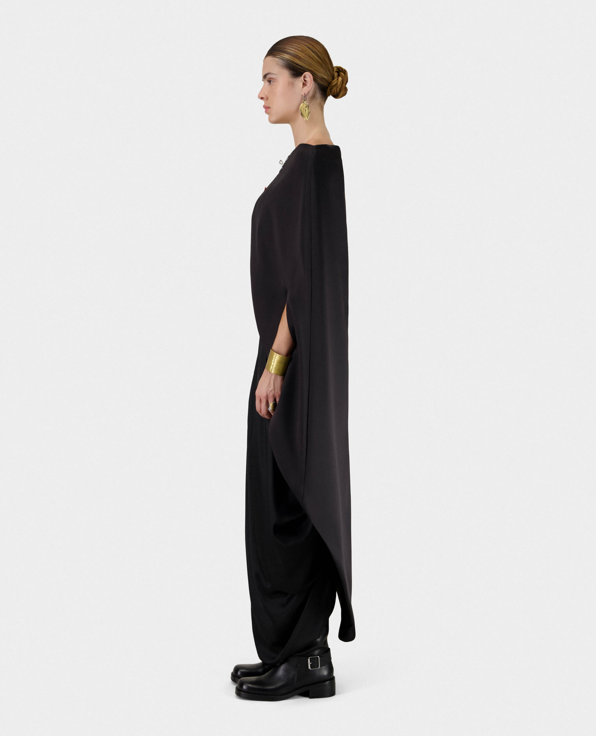 Quanyin Cape (Sold Out)