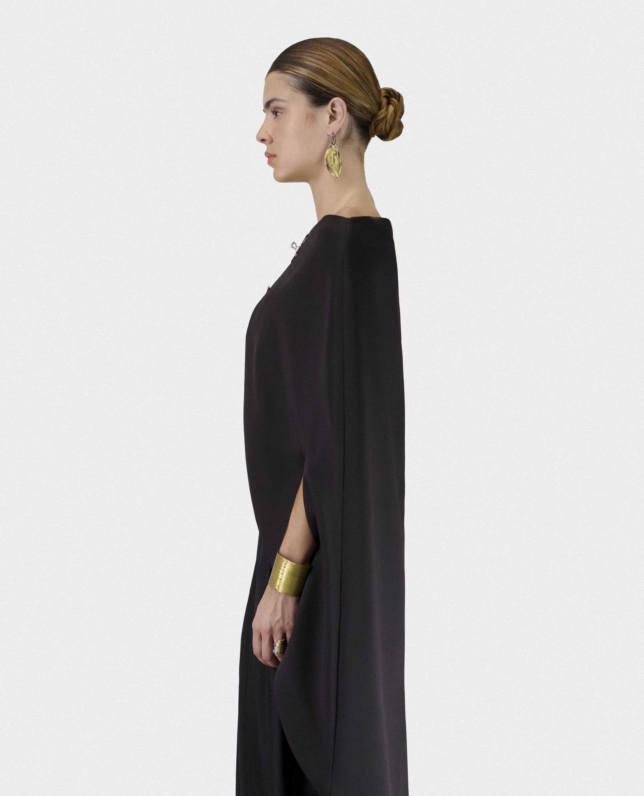 Quanyin Cape (Sold Out)
