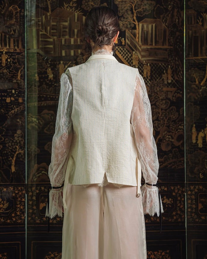 Nietzsche Vest - White