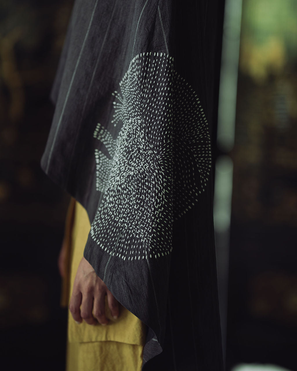 Spiral Body Cape - Gray